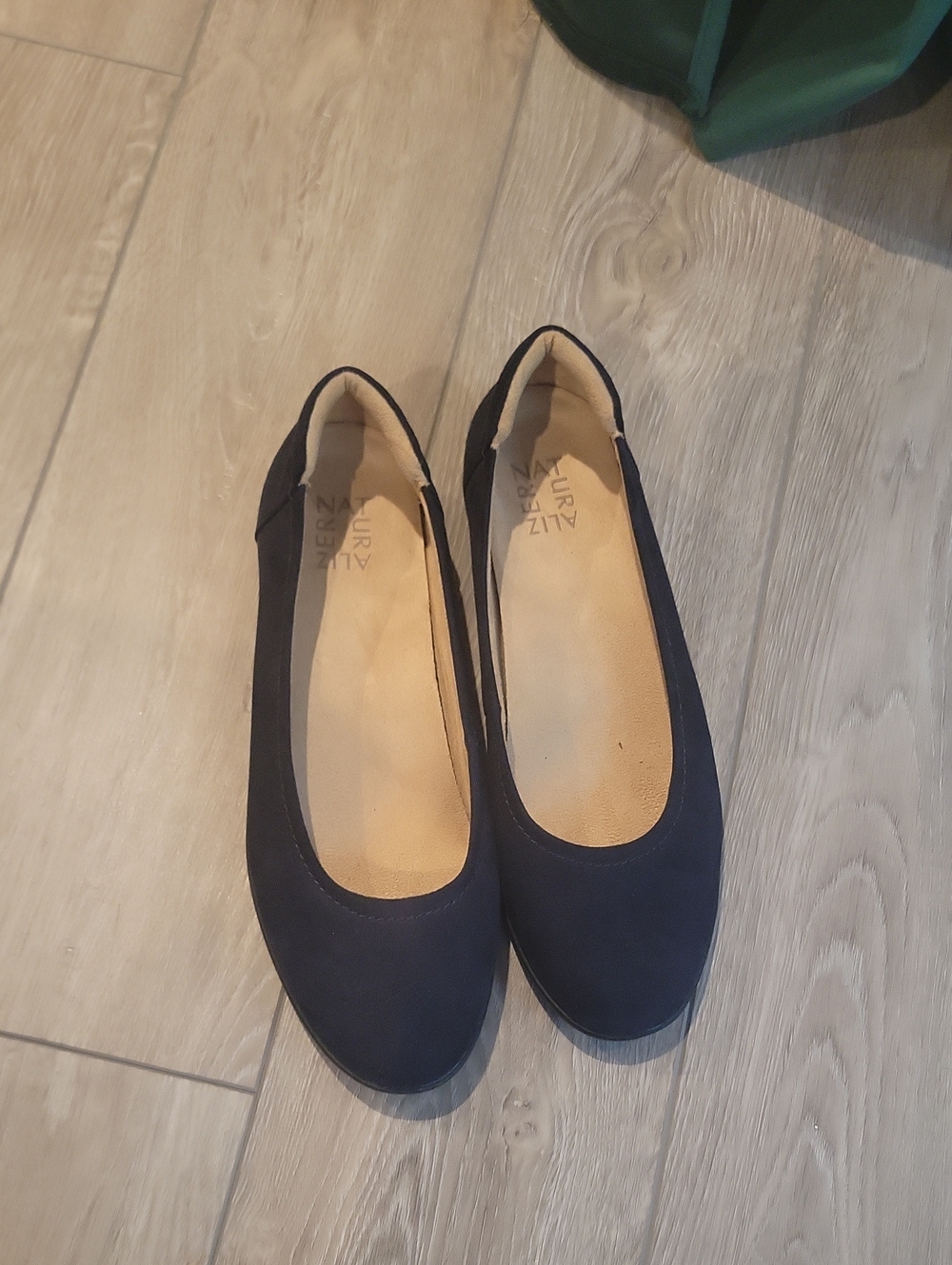 Naturalizer Navy Suede Round-Toe Ballet Flats